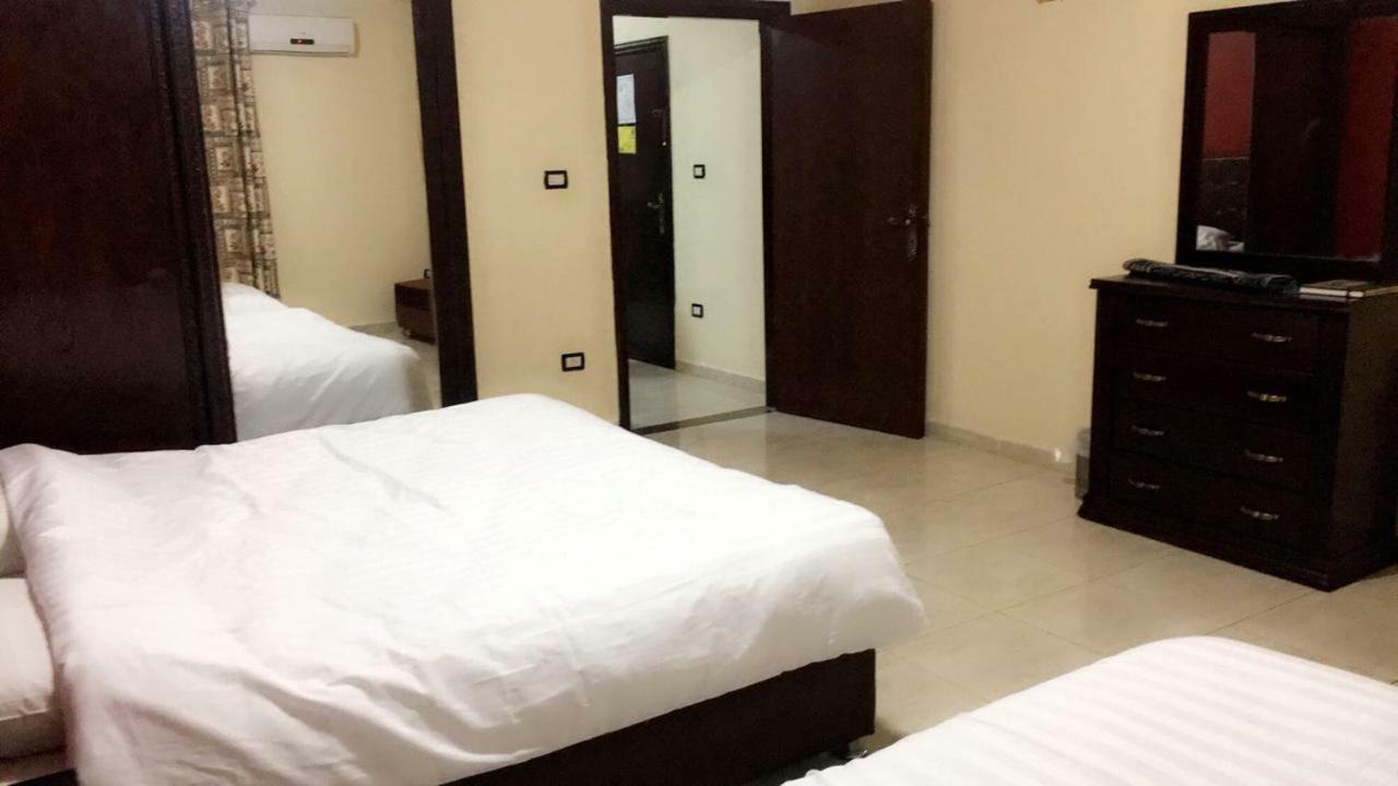 Al Tawheed Hotel Apartments Amman Bagian luar foto